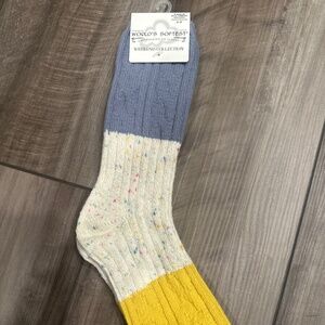 Women’s socks size 6-11